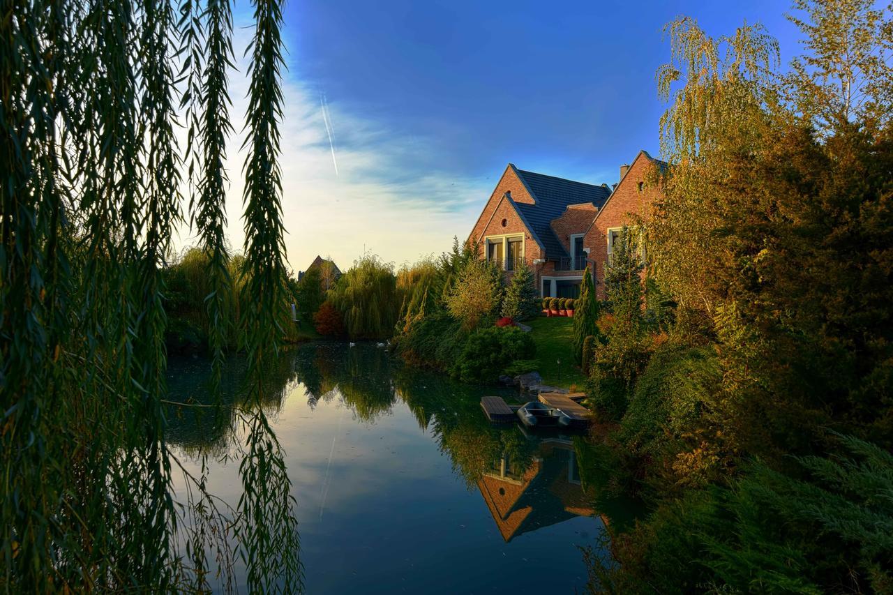 Lacul Verde Resort Ploieşti Exteriör bild